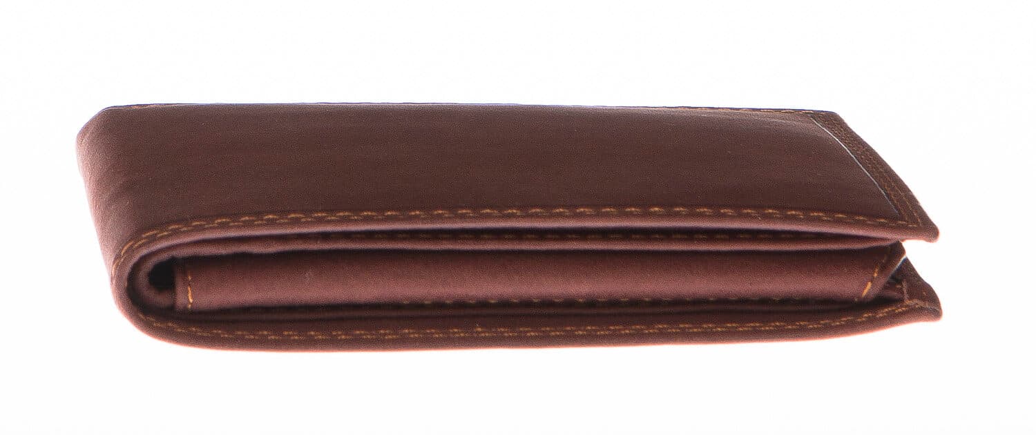 Portafoglio uomo in vera pelle nubuck HARVEY MILLER, mod MADAGASCAR, colore MARRONE Made in Italy.