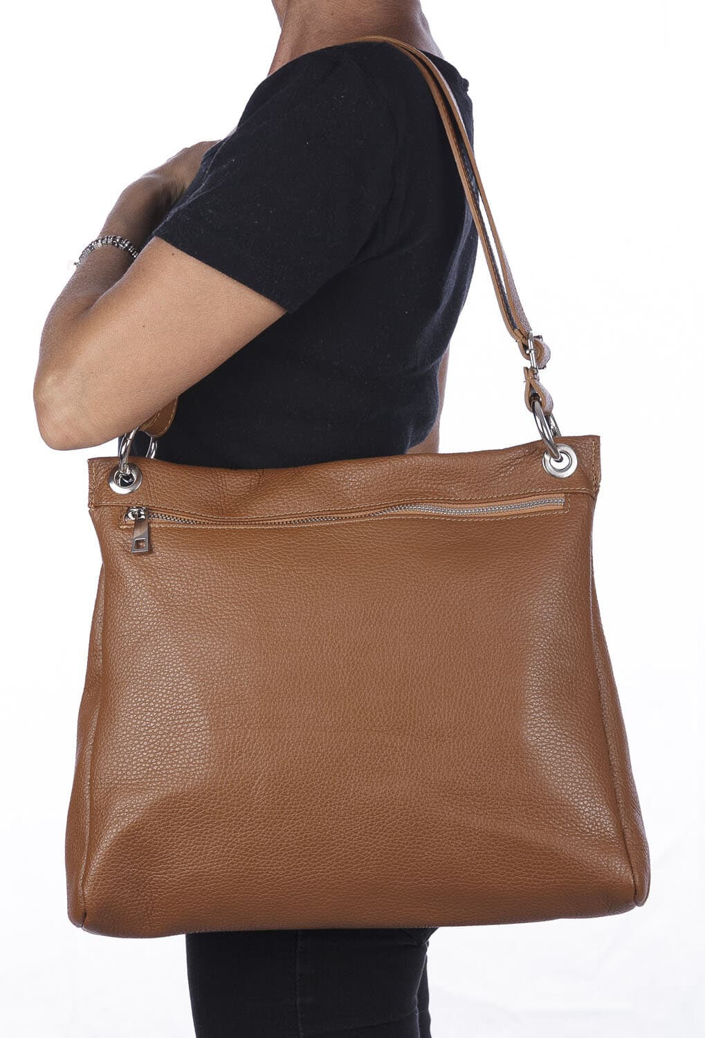 Borsa a spalla EMMA, in vera pelle morbida martellata, colore MIELE, CHIAROSCURO, Made in Italy