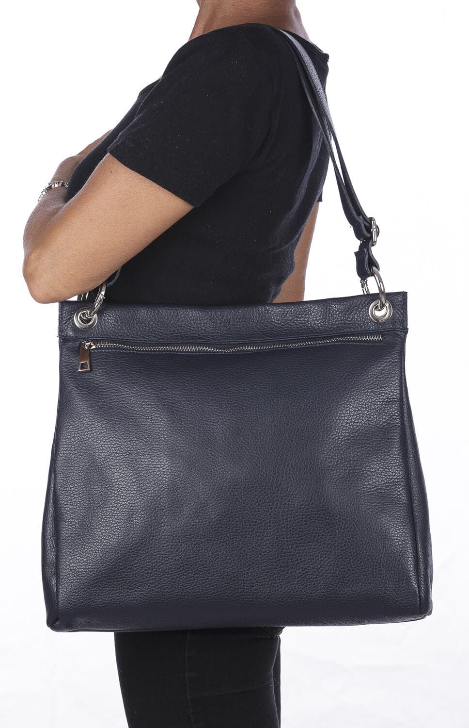 Borsa a spalla EMMA, in vera pelle morbida martellata, colore BLU SCURO, CHIAROSCURO, Made in Italy