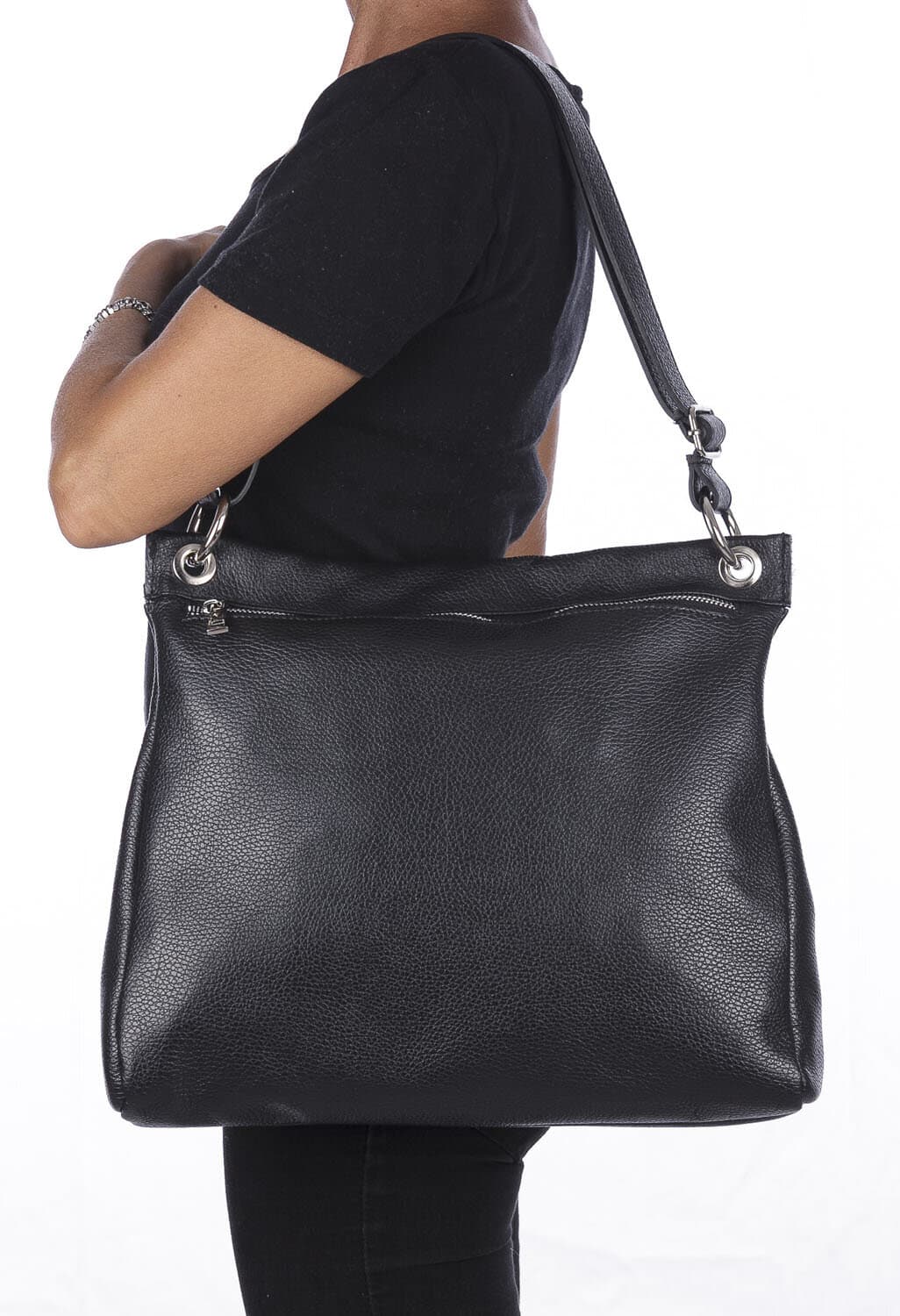 Borsa a spalla EMMA, in vera pelle morbida martellata, colore NERO, CHIAROSCURO, Made in Italy