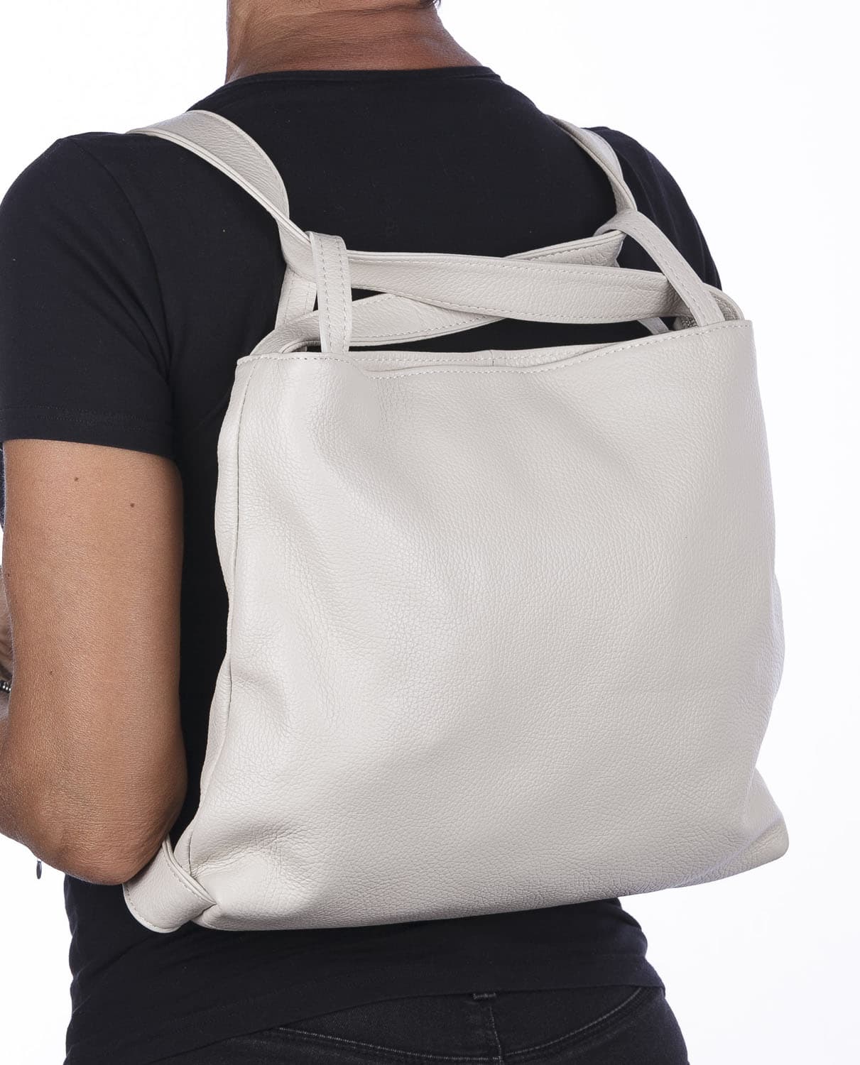 Borsa zaino donna OLIVIA, in vera pelle morbida martellata, colore BIANCO, CHIAROSCURO, Made in Italy