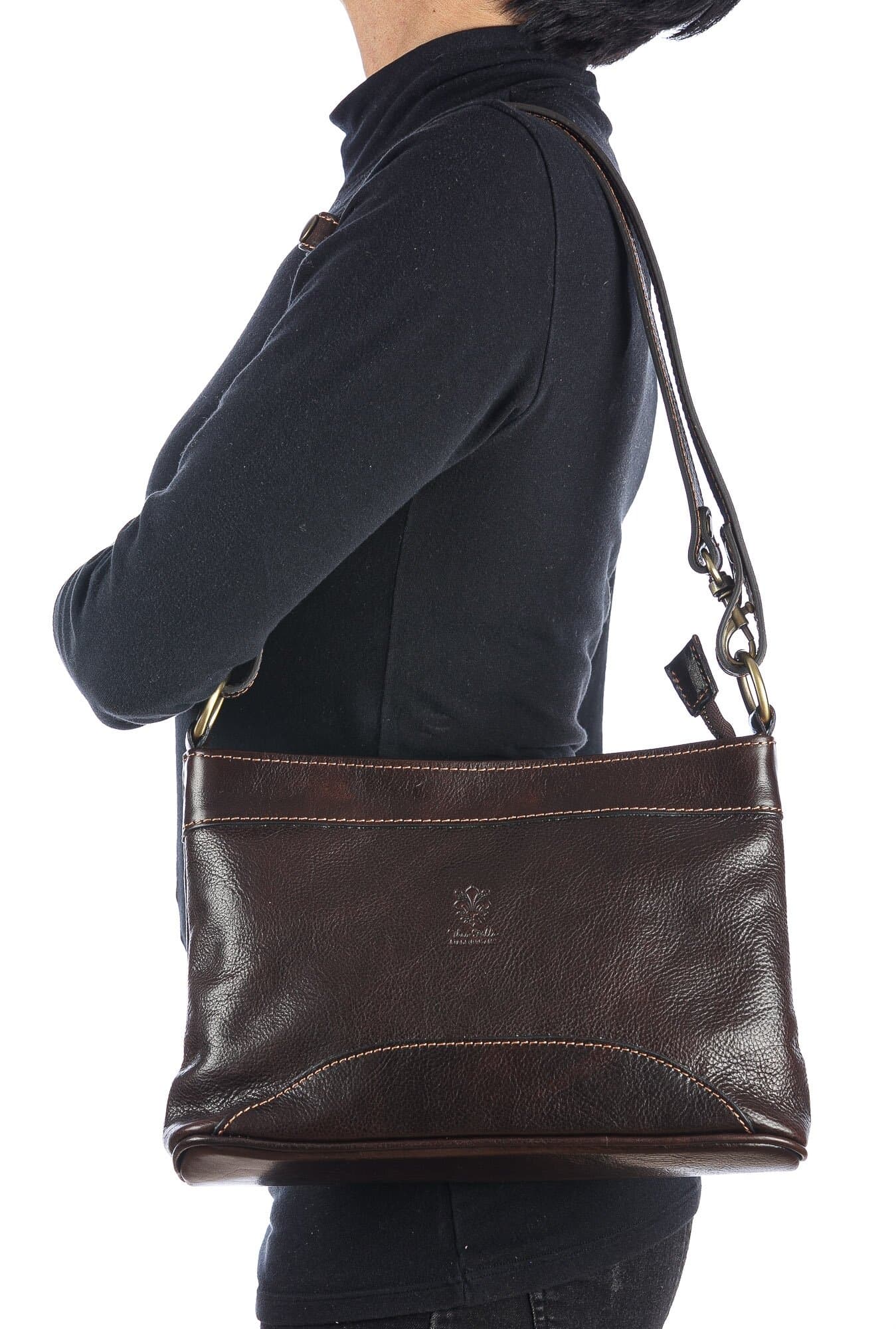 Borsa a spalla da donna in vera pelle GEMMA, colore TESTA DI MORO, CHIAROSCURO, MADE IN ITALY