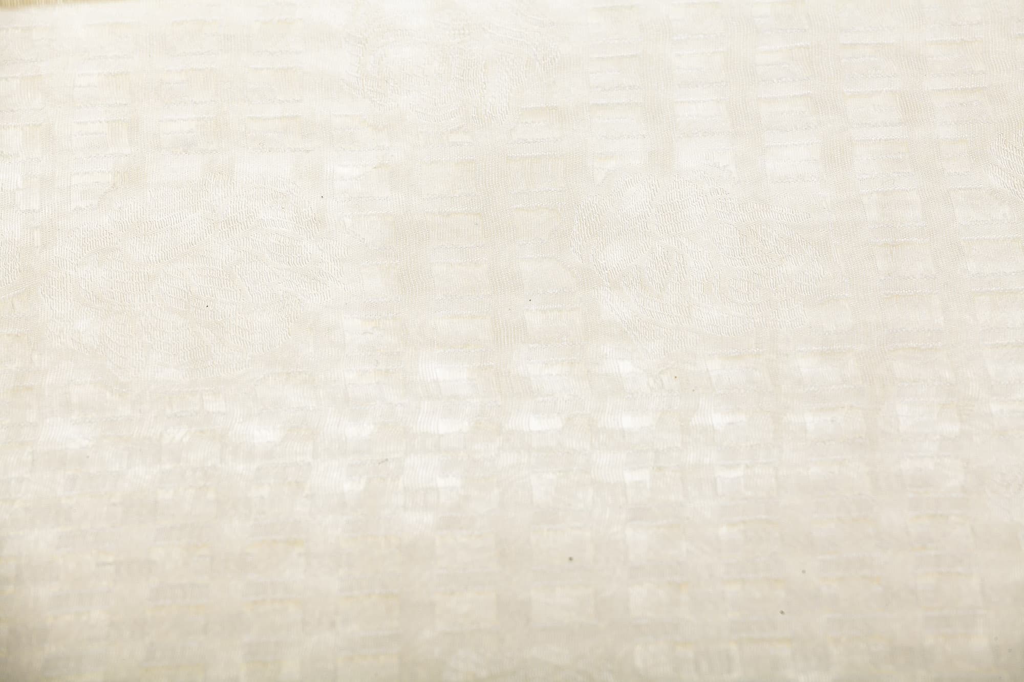 Foulard primaverile da donna ANANAS, design a quadretti, colore CHAMPAGNE, EMPORIUM ITALY