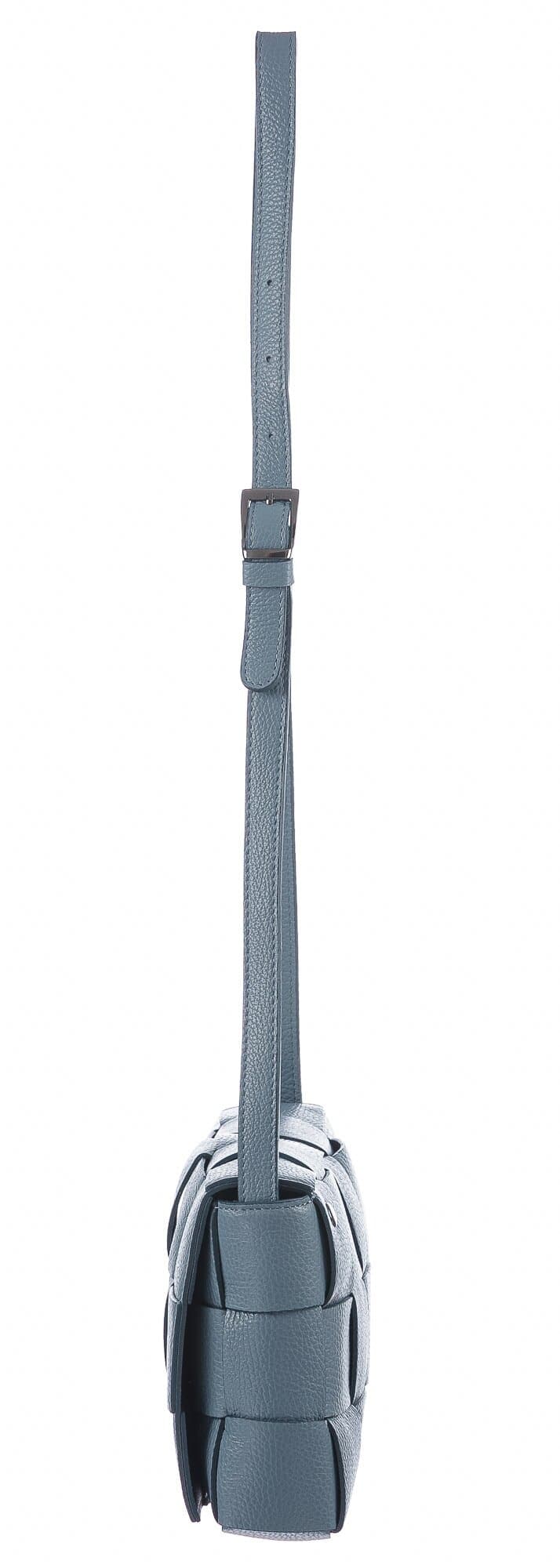 Borsa a spalla da donna in vera pelle intrecciata VIVIANA, colore AZZURRO, CHIARO SCURO, MADE IN ITALY