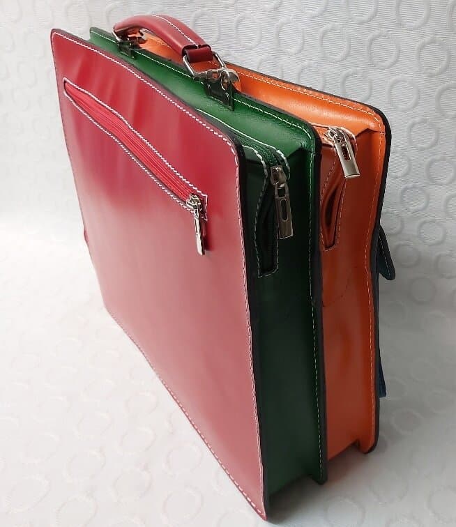 ELVI XXL base Rosso: Cartella ufficio/lavoro in vera pelle CHIAROSCURO, Made in Italy adatta a computer Pc portatile 15 pollici, brochure grandi, cartelle e fogli formato A3 (Borsa)