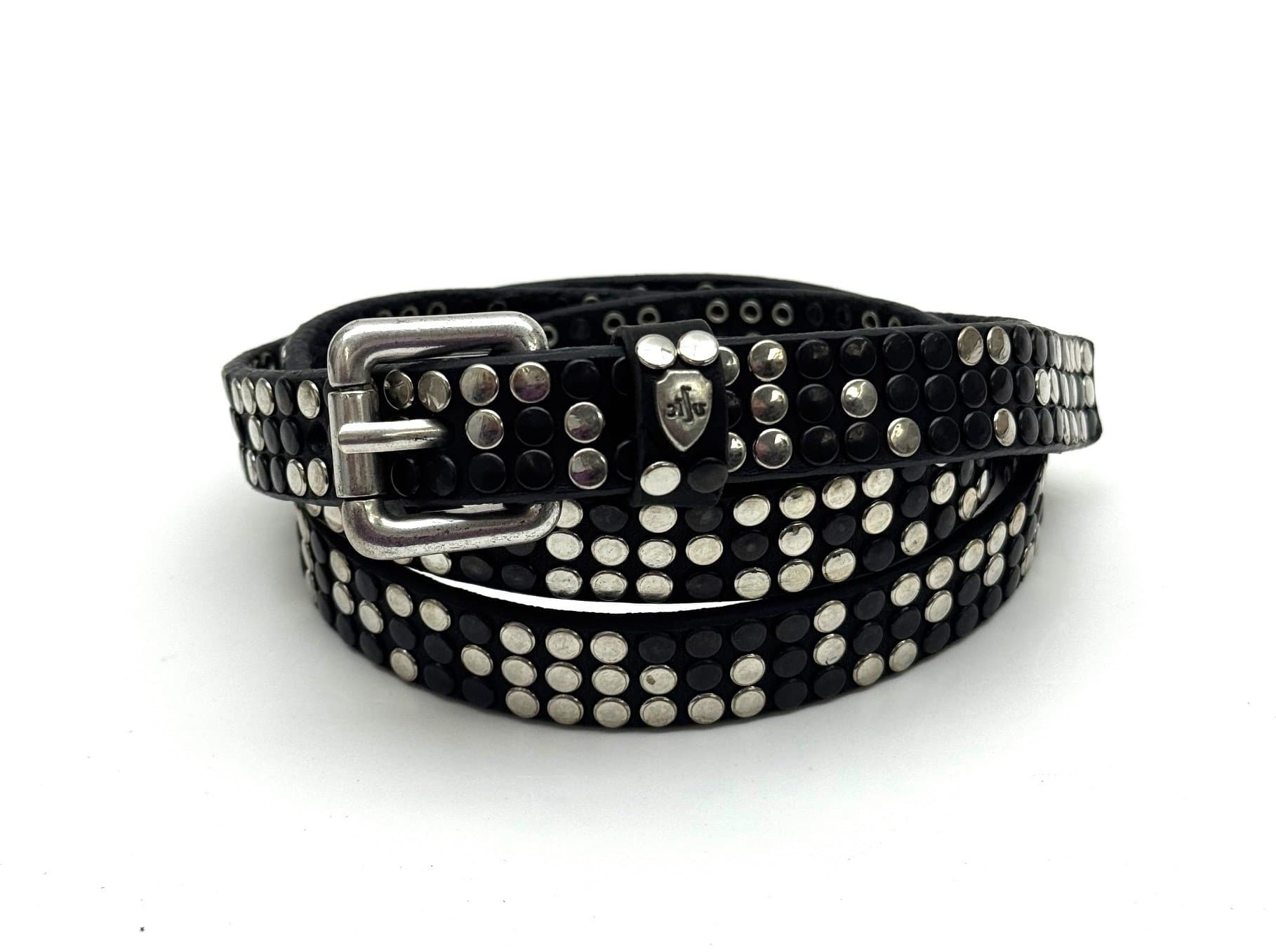 Cintura in vera pelle CHIAROSCURO - VLK mod. CALCUTTA 3 ROWS colore NERO con borchie random Made in Italy