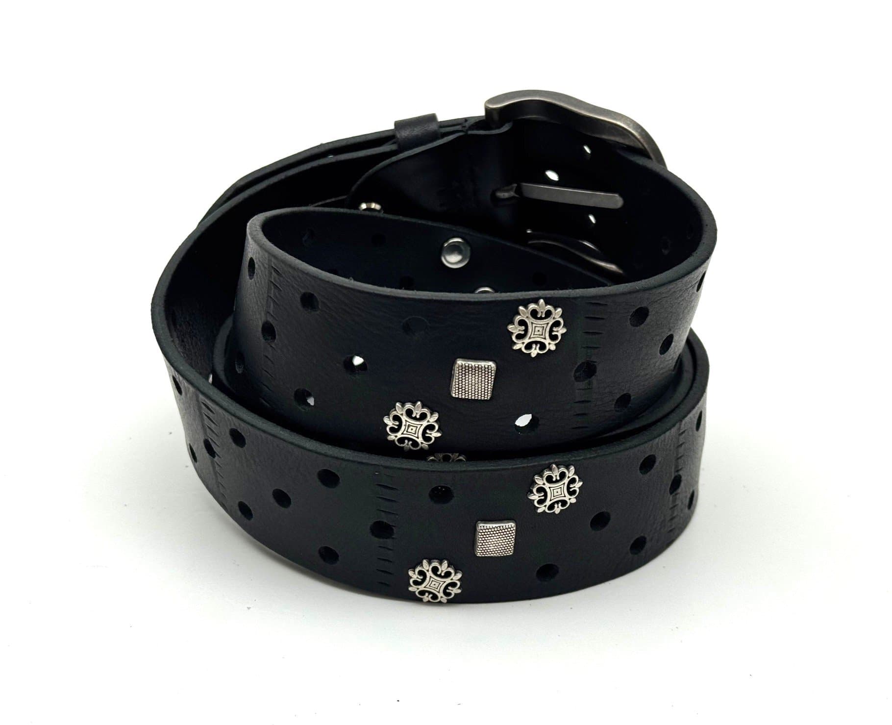 Cintura in vera pelle CHIAROSCURO - VLK mod. TOLEDO colore NERO con borchie Made in Italy