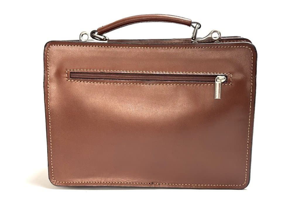  Borsa in vera pelle CHIAROSCURO mod. ALEX small, colore MARRONE, Made in Italy. Misura ideale per tablet di media dimensione/ agende di lavoro.