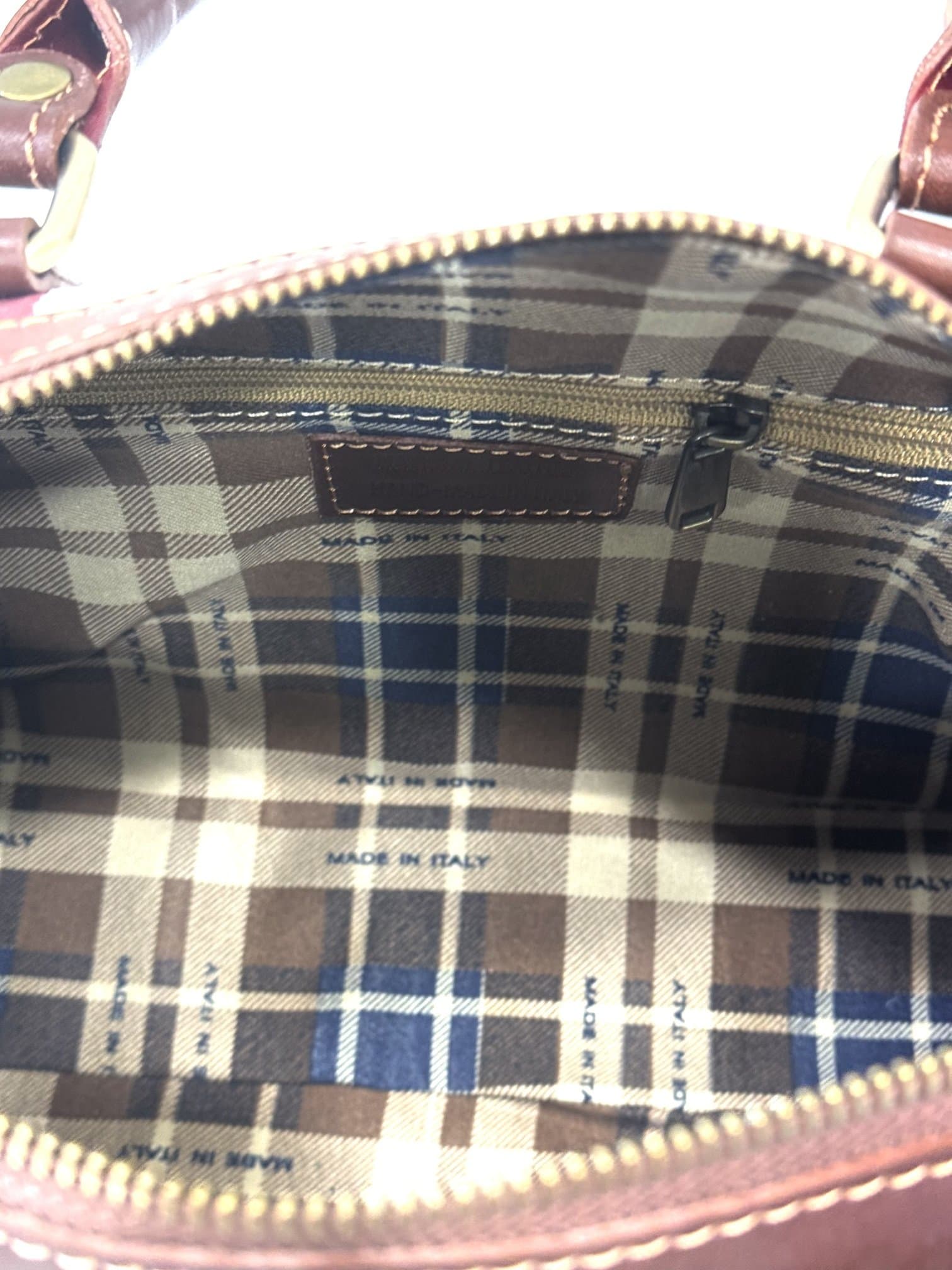 Borsa donna in vera pelle CHIAROSCURO mod. CATIA, bandiera Italiana MULTICOLORE, Made in Italy.