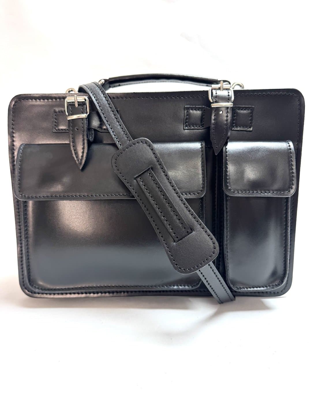 Cartella ufficio / lavoro in vera pelle CHIAROSCURO mod. ALEX medium colore NERO Made in Italy. Misura ideale per tablet di media dimensione/ agende di lavoro