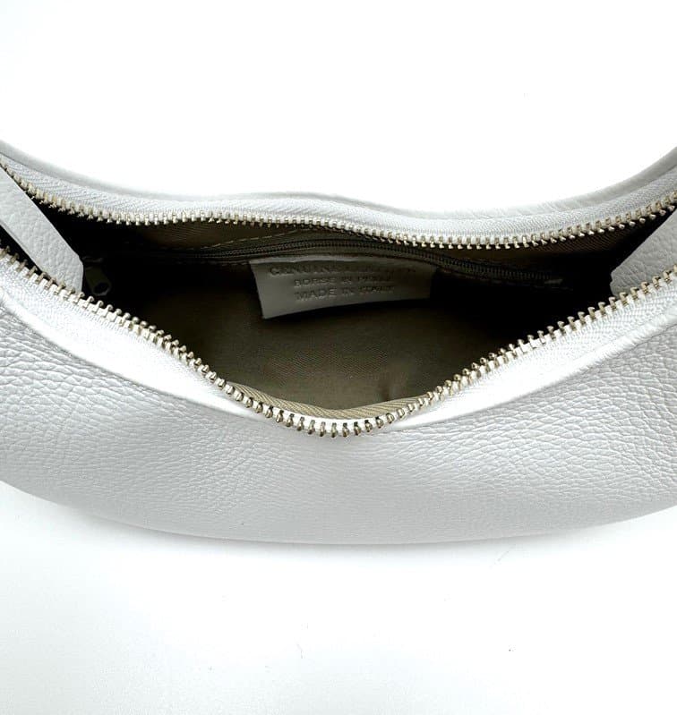 Borsa piccola in vera pelle martellata, modello MOANA, colore BIANCO, CHIAROSCURO, Made in Italy