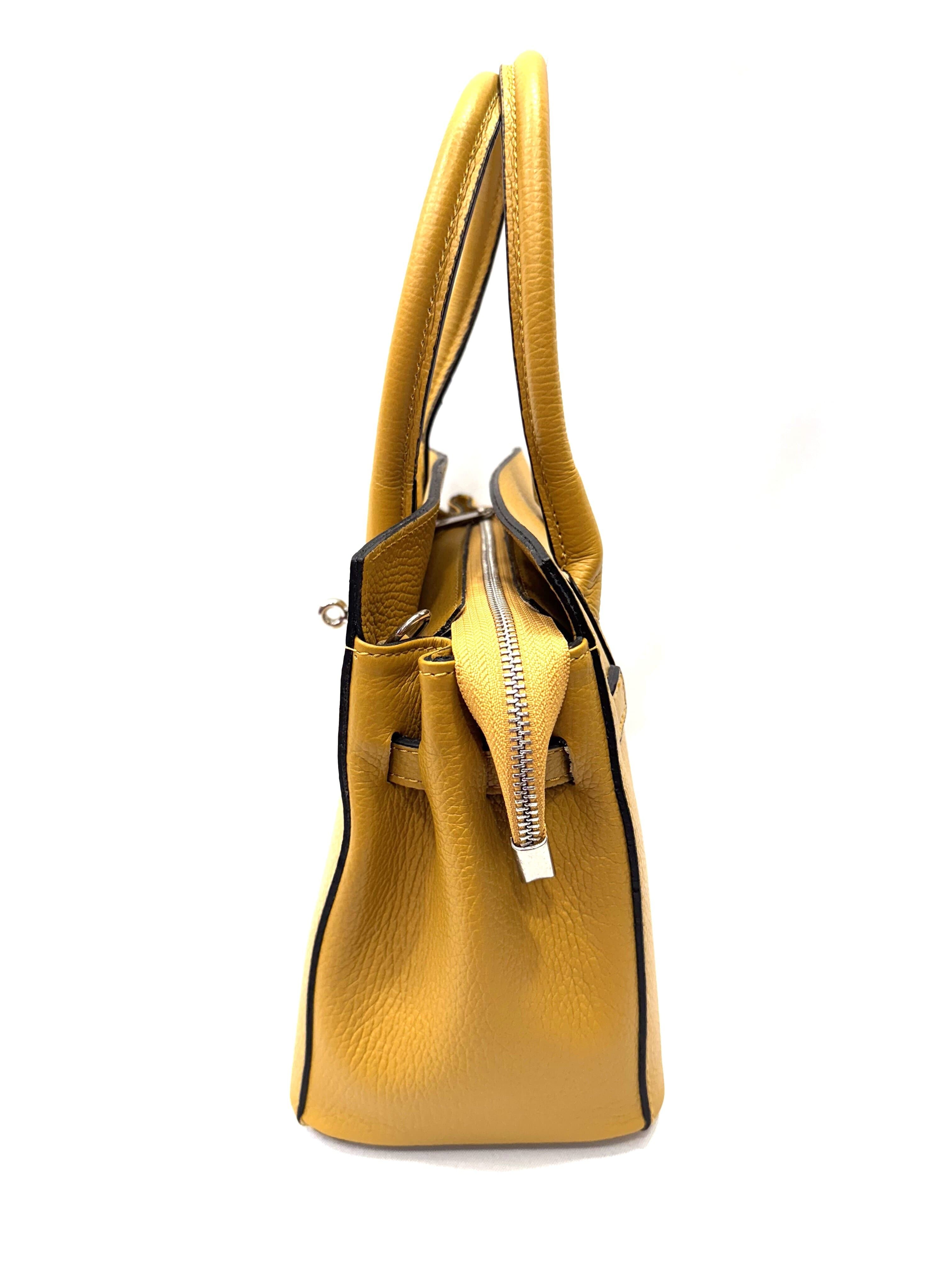 Borsa da donna in vera pelle BATILDA, colore GIALLO OCRA, CHIAROSCURO, Made in Italy