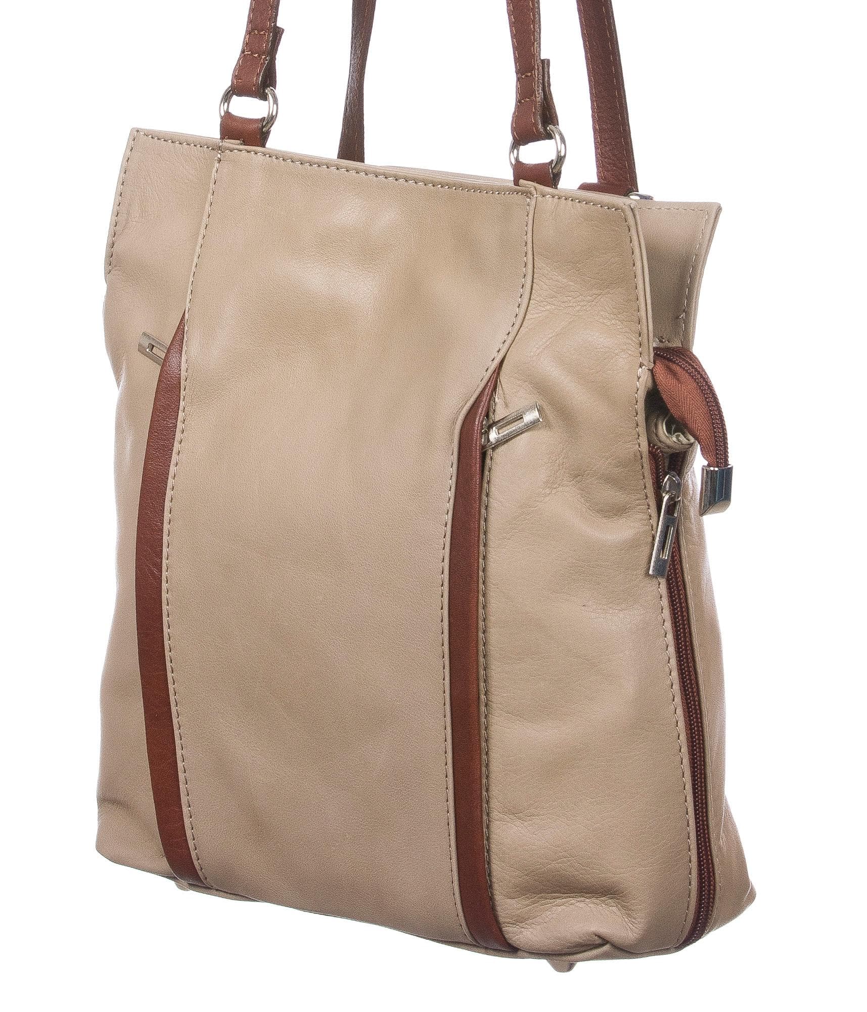 Borsa zaino in vera pelle.