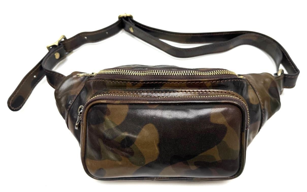 Mens belt pack bag , made from real leather with a camafouge stamped design, JUICE, mod. LENY, MULTICOLOR / MIMETIC color, Made in Italy.