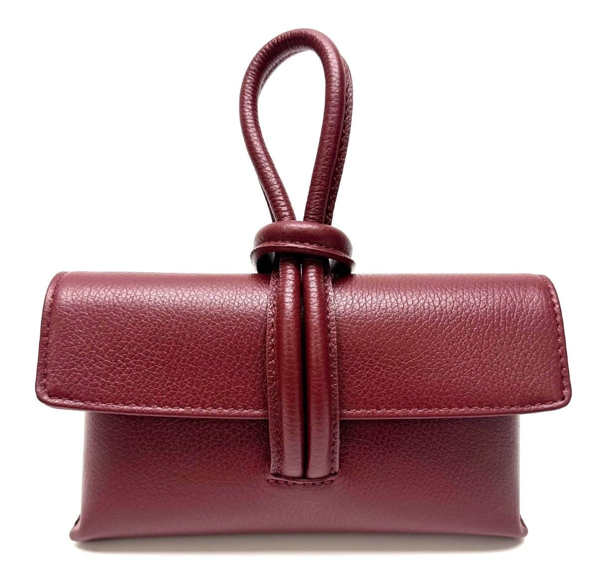 Borsa piccola in vera pelle martellata, modello SARA, colore ROSSO, CHIAROSCURO, Made in Italy