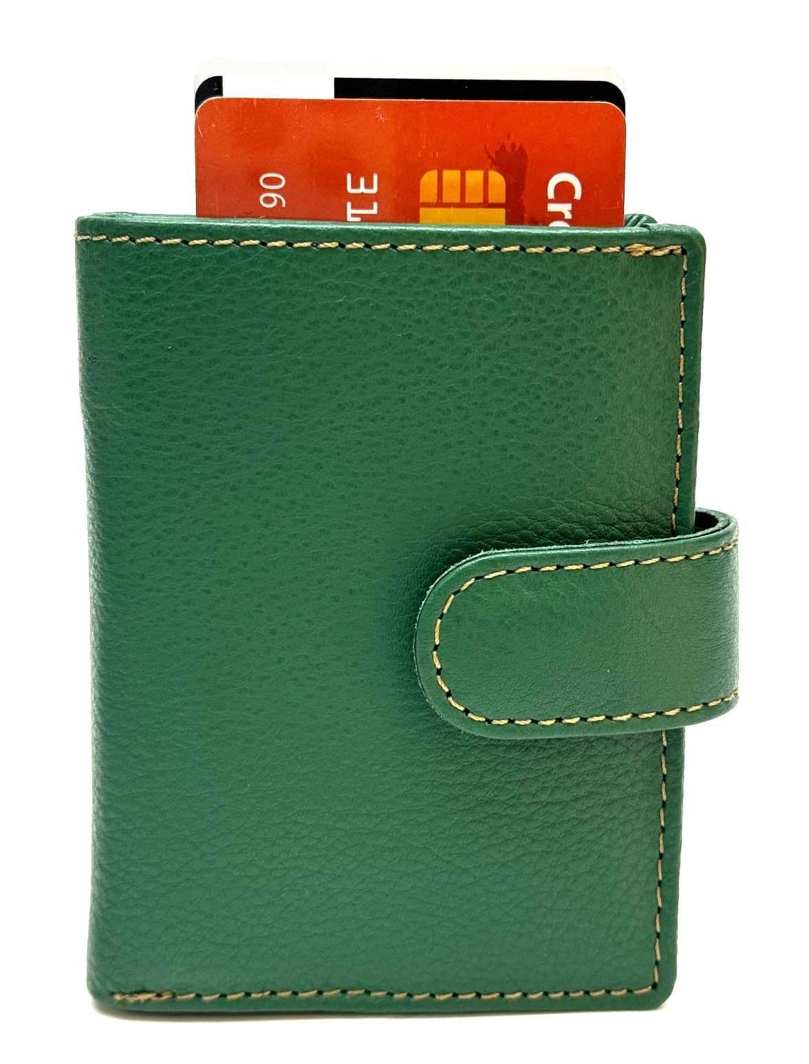 Portafoglio in vera pelle e porta carte di credito in alluminio da uomo MILTON, con BLOCCO RFID, colore VERDE, CHIAROSCURO.